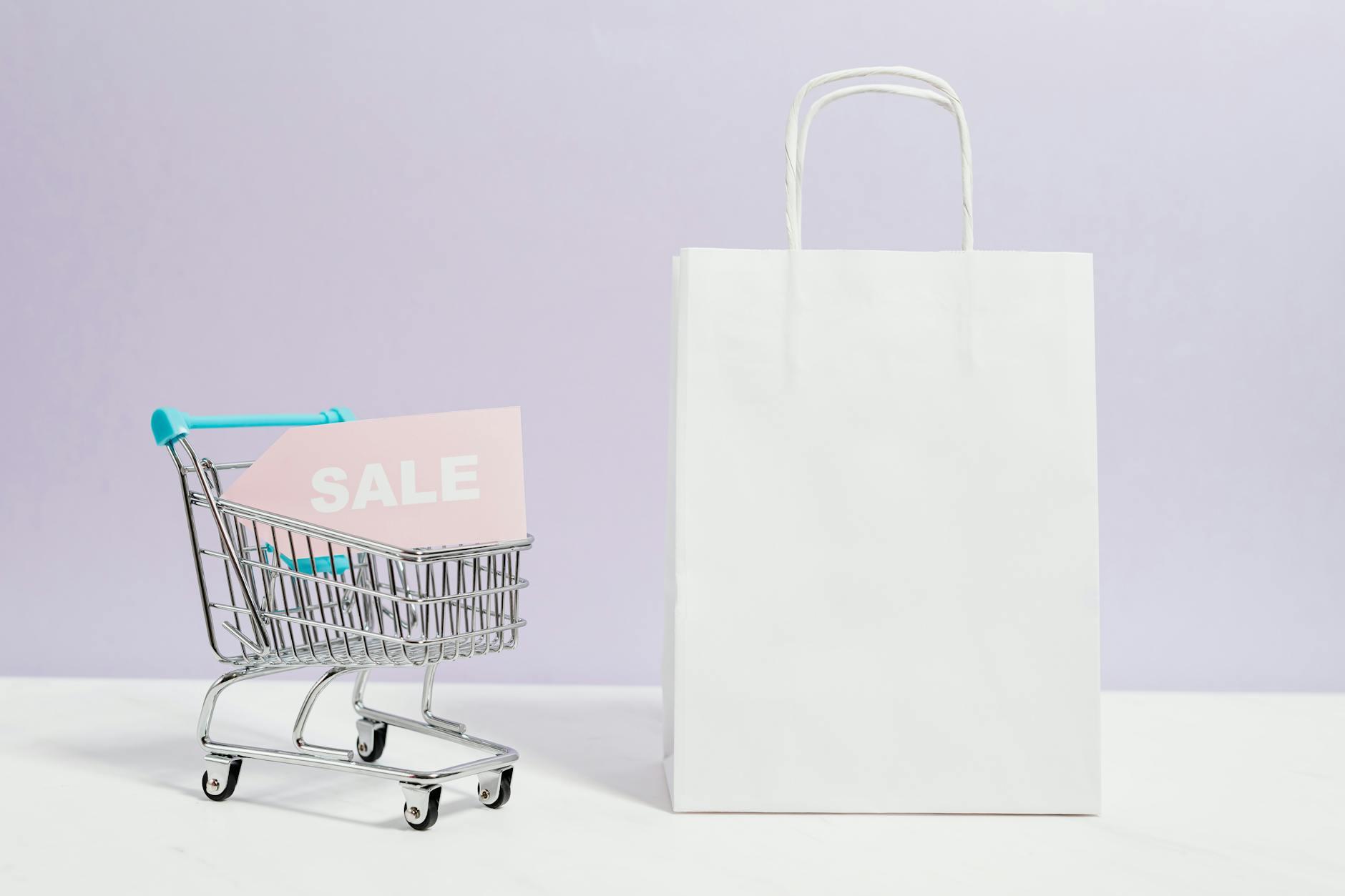 Retail & E-Commerce